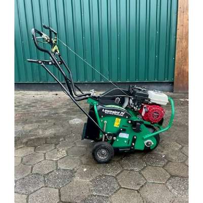 Ryan aerator Lawnaire IV 19.