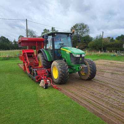Turf Tick Universal Stacker 16”