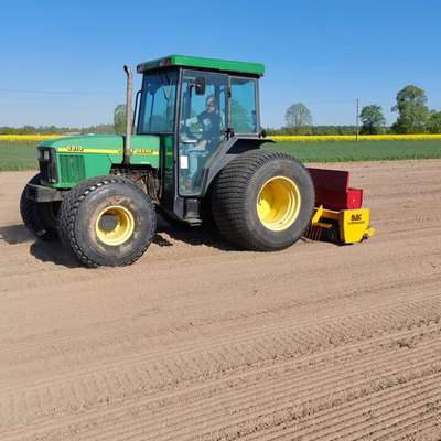 John Deere 5510